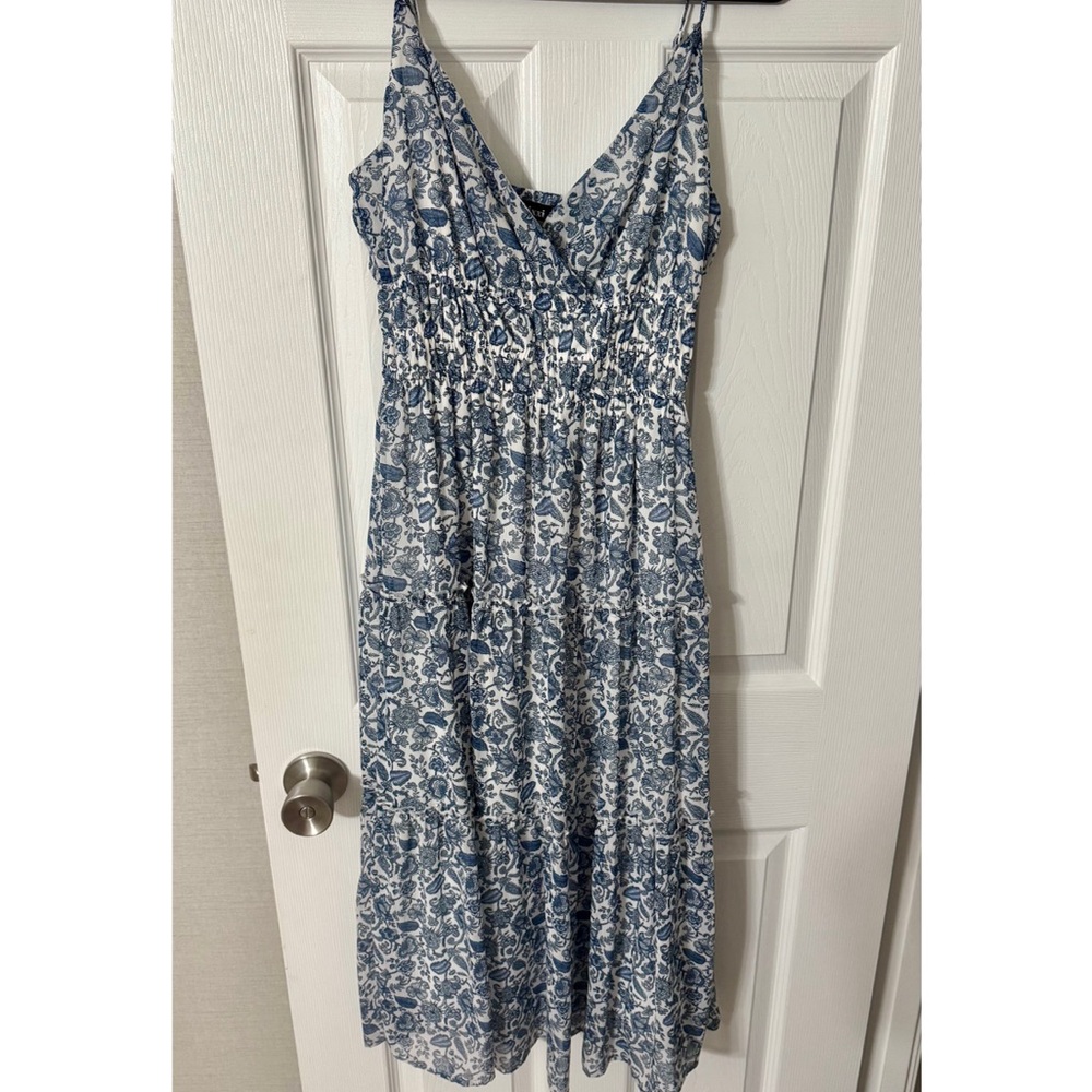 Trixxi Blue and White Floral Midi Dress